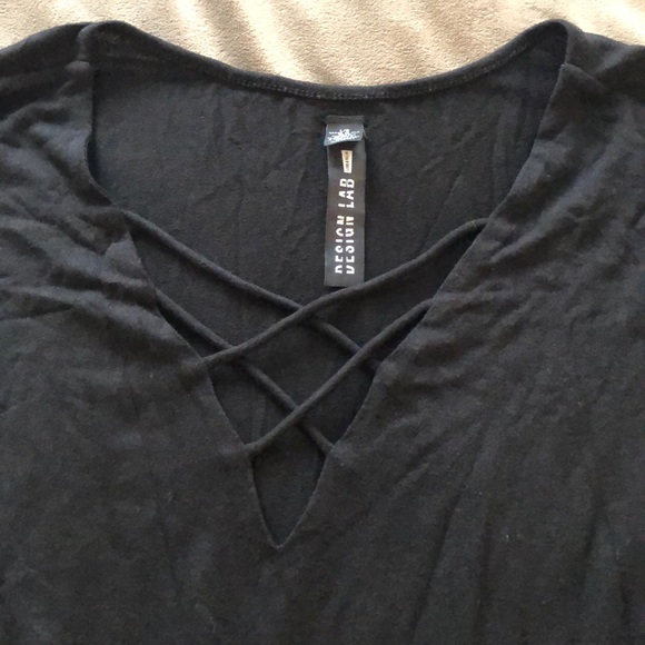 Design Lab V Neck Bodysuit - Large - Picture 2 of 3